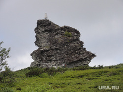 Перевал Дятлова. Памятник