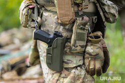 ФСБ, учения. Челябинск, военные, пистолет, оружие, вооружение, амуниция, антитеррористические учения, контр-террористическая операция