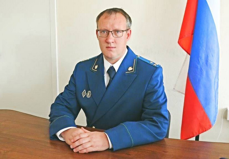 Михаил Калита поздравил женщин с 8 марта