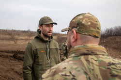 Алексей Вихарев встретился в ДНР с бойцами СВО