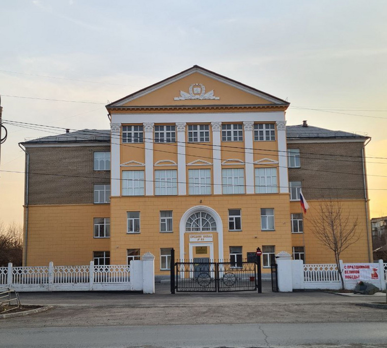 Существующая школа уже и теперь не справляется с повышенной нагрузкой