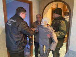 Александр на следственном эксперименте