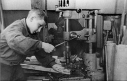 Александровский машзавод, Юрий Ужегов, учащийся ремесленного училища, 1943 год