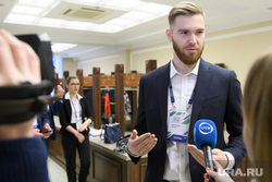Встреча Николая Цуканова и финалистов свердловского этапа конкурса «Лидеры России». Екатеринбург, петухов игнат