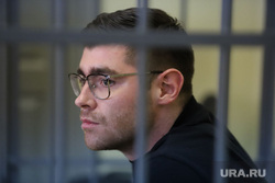 Денис Аллаяров в суде. Екатеринбург