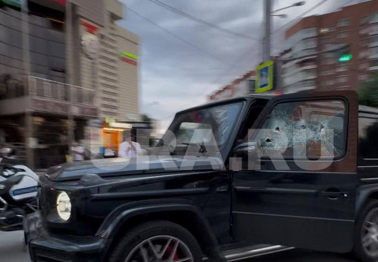 Mercedes, в котором ехал Шыхлински с сыном