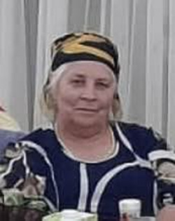 Женщина находится на пенсии и занимается воспитанием своих правнуков