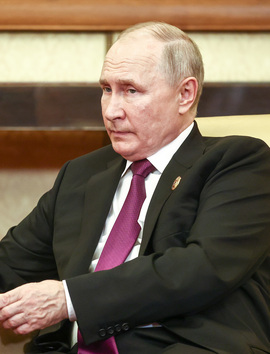 Путин дал интервью американскому журналисту Карлсону