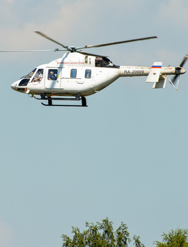 Вертолет совершил жесткую посадку в Свердловской области, есть пострадавшие