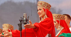 «Звезды» едут в Курган и другая афиша