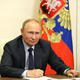Путин указал губернаторам, как сократить убыль населения в РФ