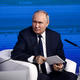 Путин поставил на место губернатора Моора: как прошло совещание с правительством по паводкам