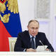 Путин поставил бойцов СВО в пример чиновникам: главные заявления