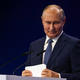 Ставки по кредитам и свидания в СИЗО: какие законы подписал Путин